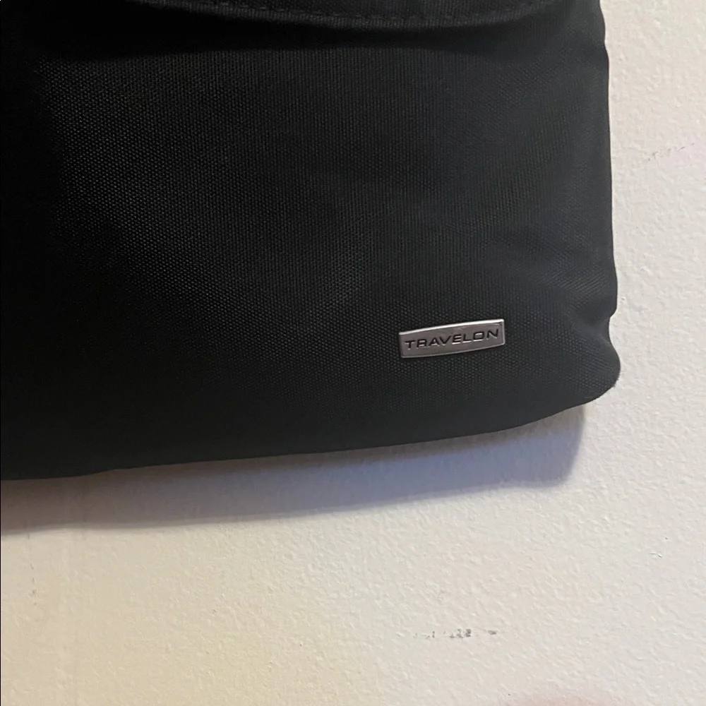 Travelon Black Messenger Bag